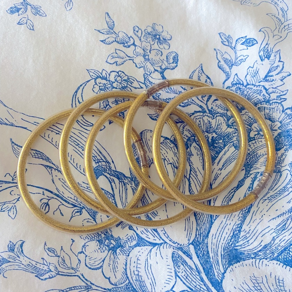 Budhagirl all weather dupe